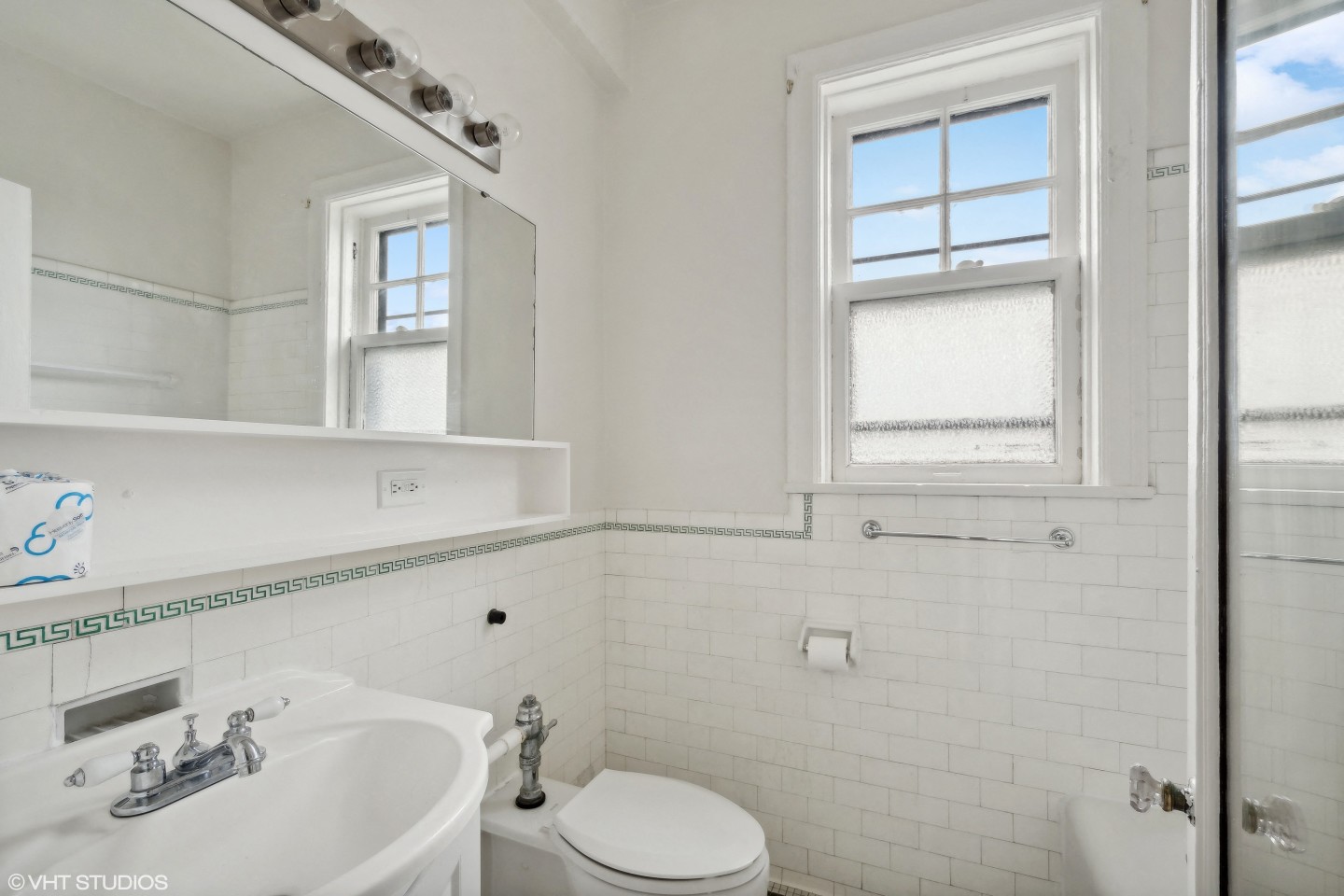 CWE Apartments Image 14