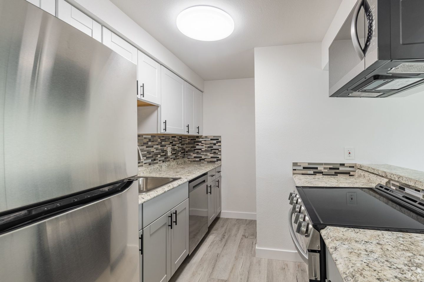 Garden View Apartments Image 26