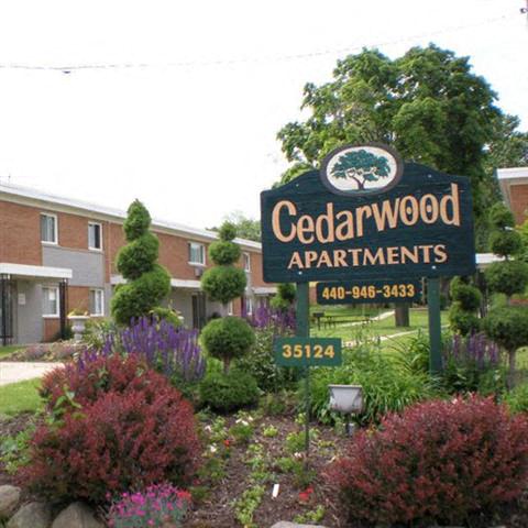 Cedarwood Estates Apartments Image 1