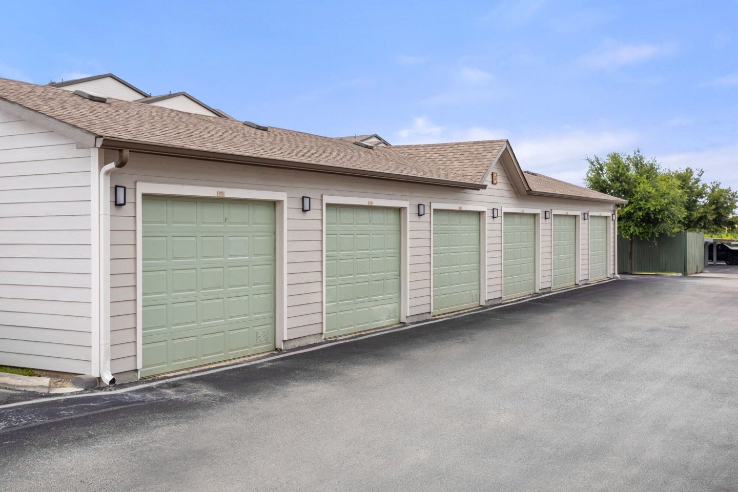 West Oaks Image 24
