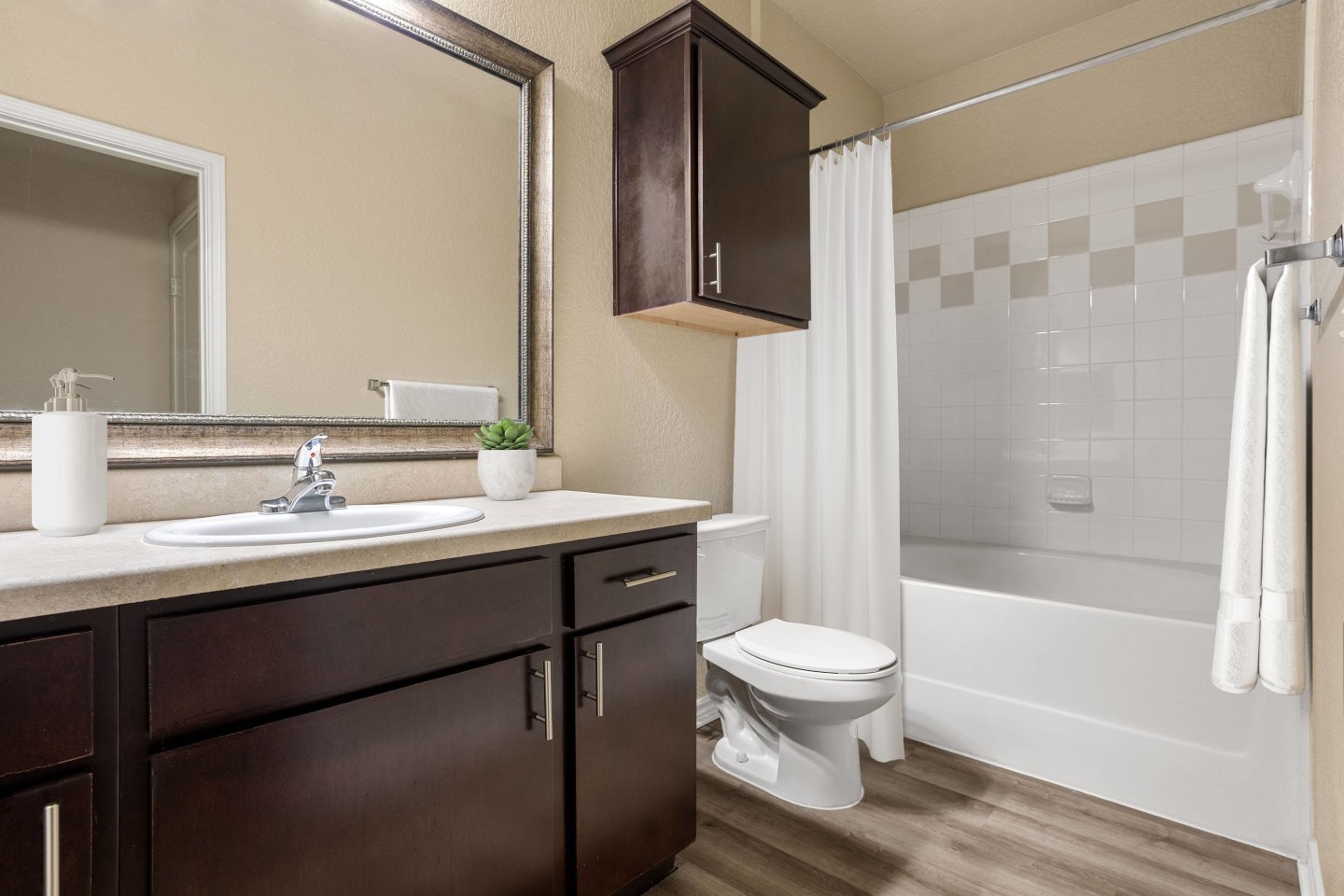 West Oaks Image 10