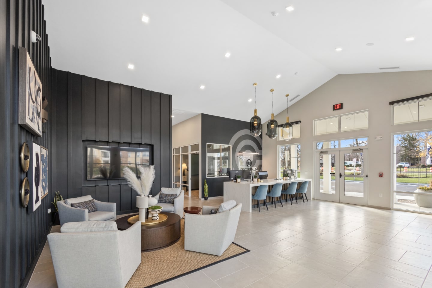 Center Point Apartments Image 9