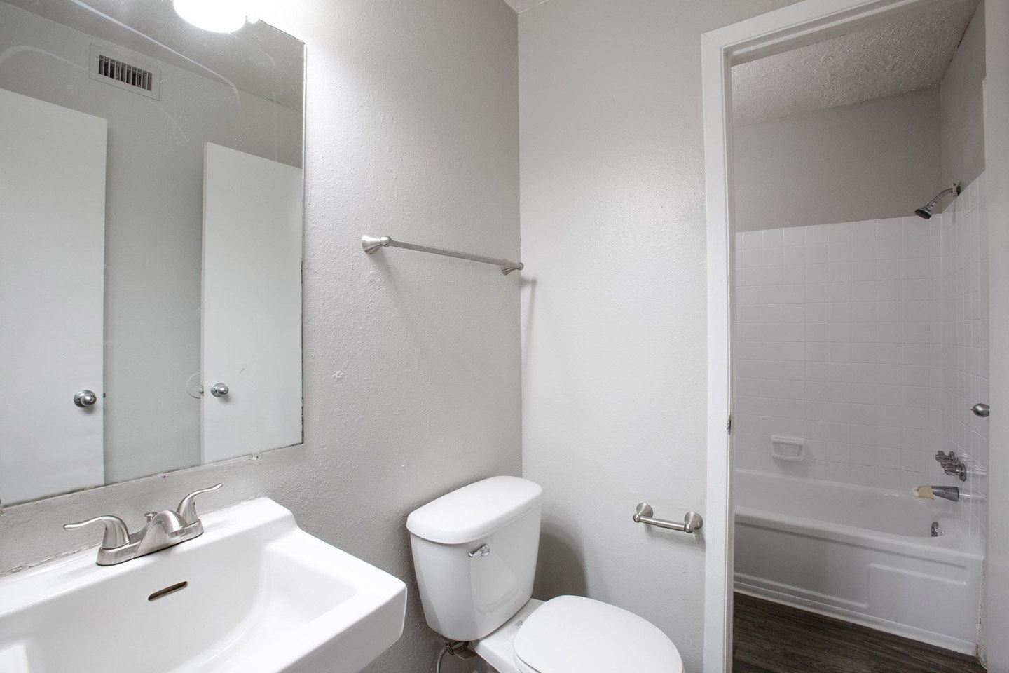 Villas Esperanza Apartments Image 10