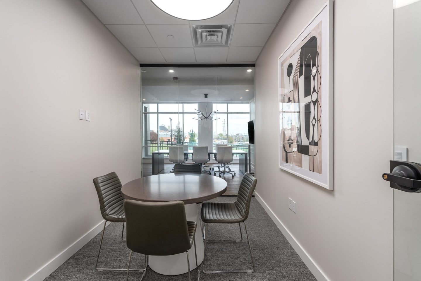 2200 LaSalle Image 15