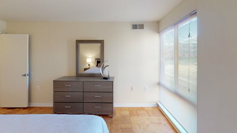 New Carrollton Woods Image 11