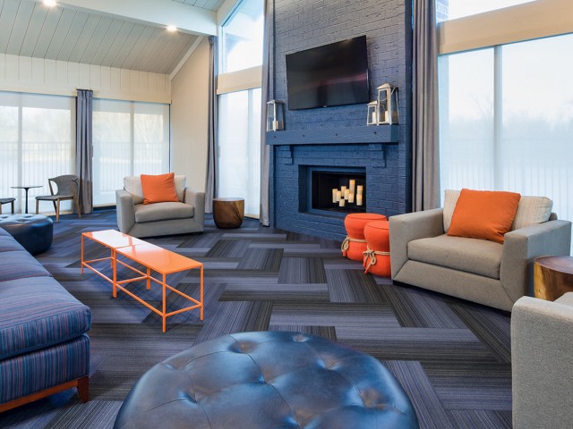 Woodland Creek Luxury Apartments Image 4