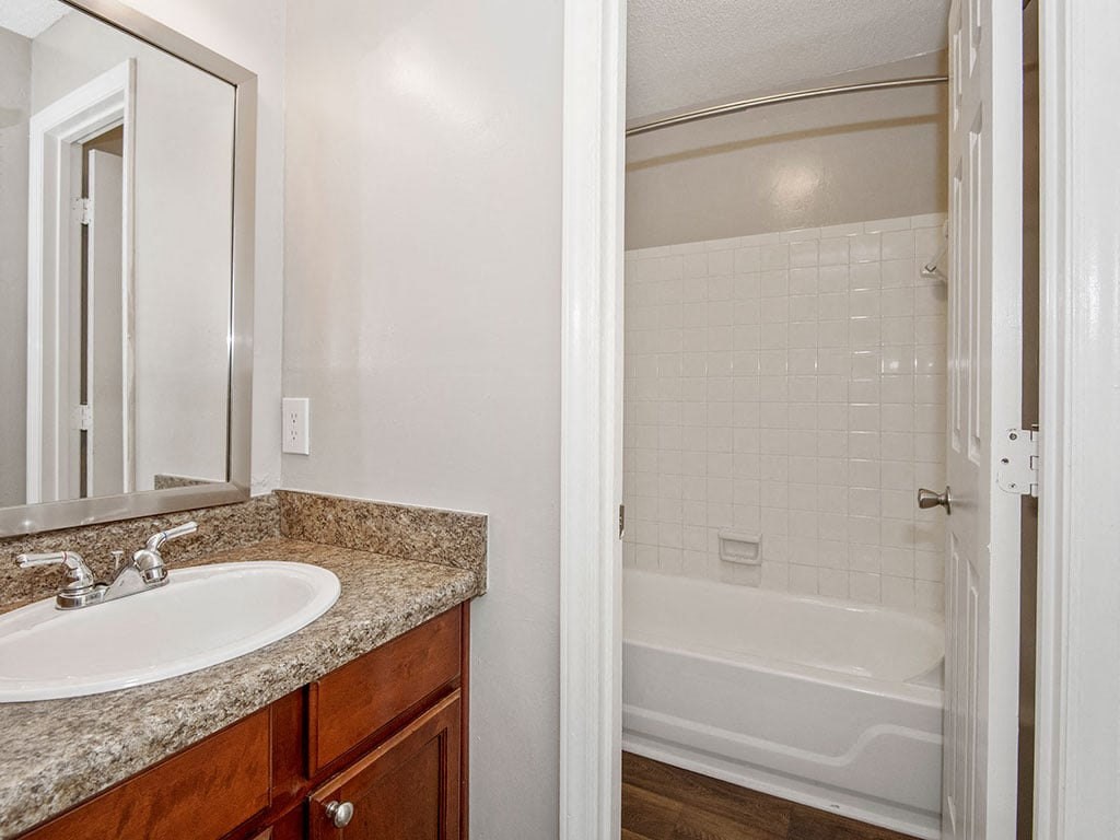 Sommerset Place Apartments Image 19