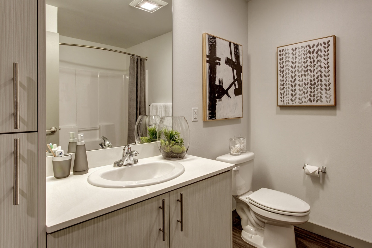 SAMM Apartments Image 4