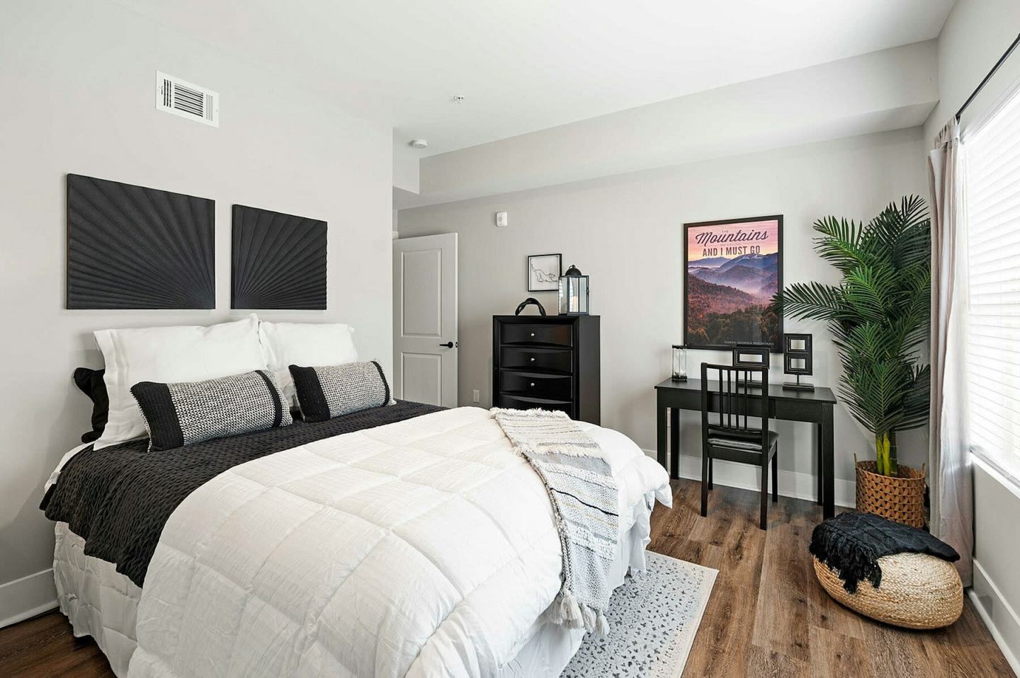 Pointe Grand Dawsonville Image 1