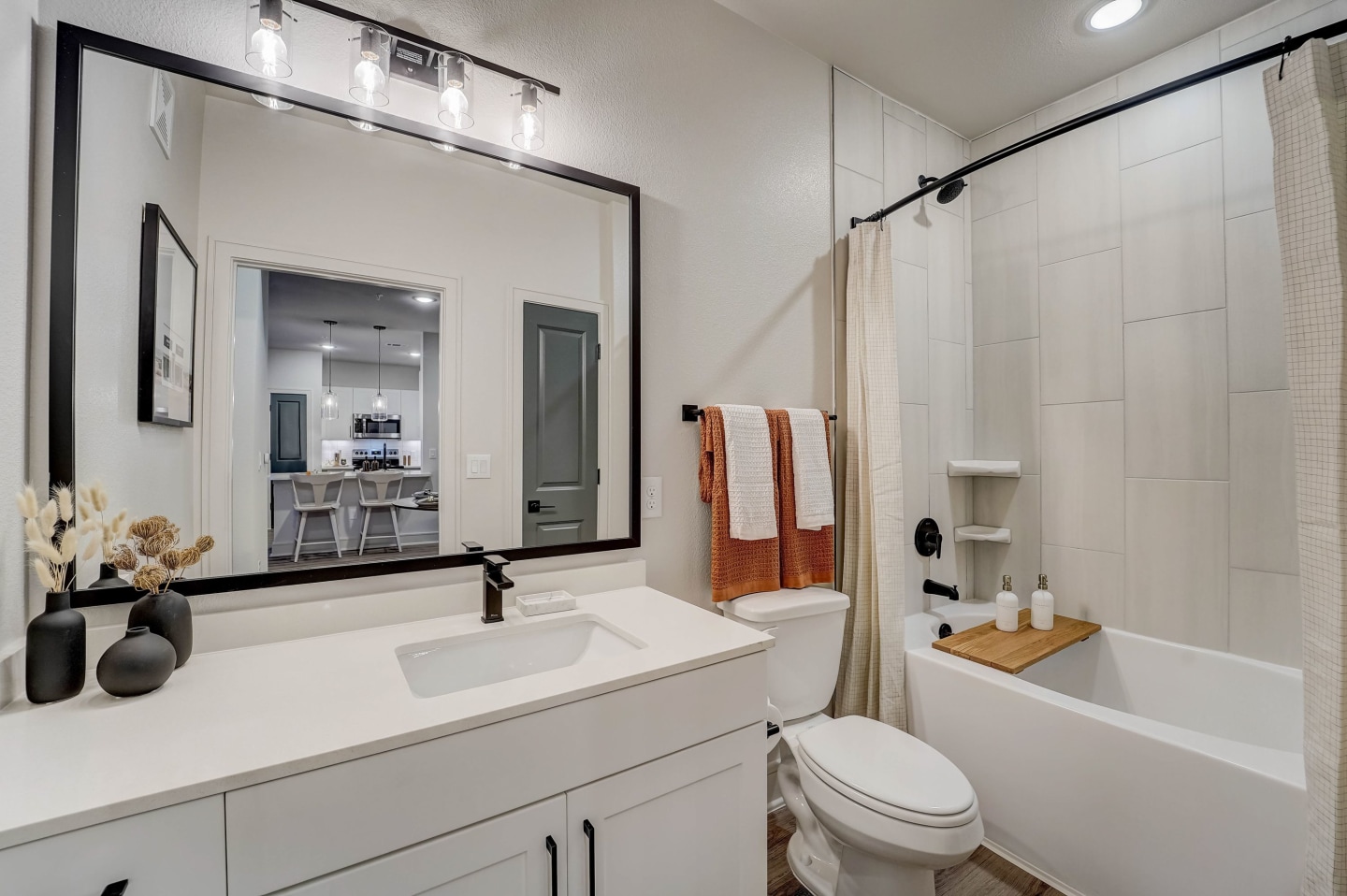 Botanic Luxury Living Image 26
