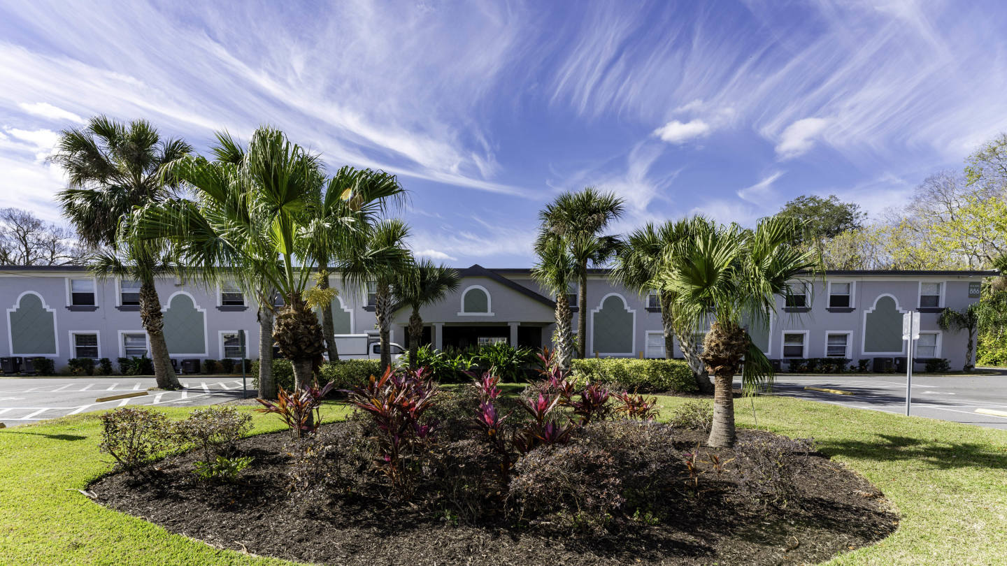 Palm Cove Apartments Image 19