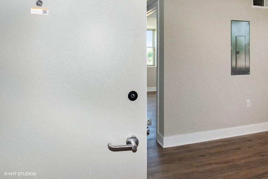 Carver Slowe Apartments Image 79