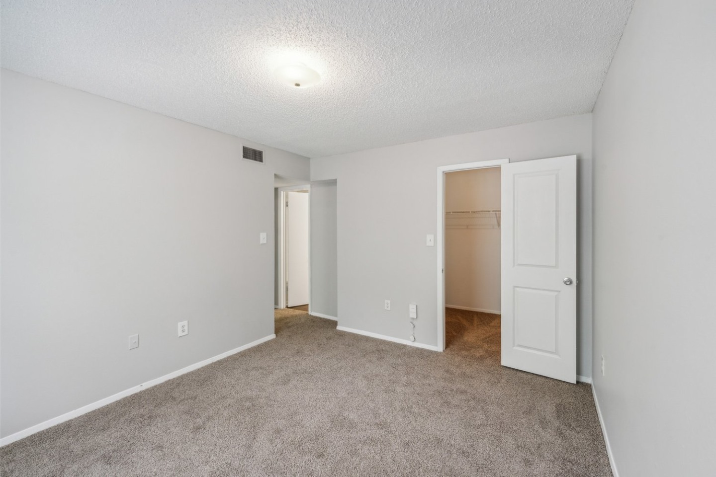 Mission Matthews Place Image 19