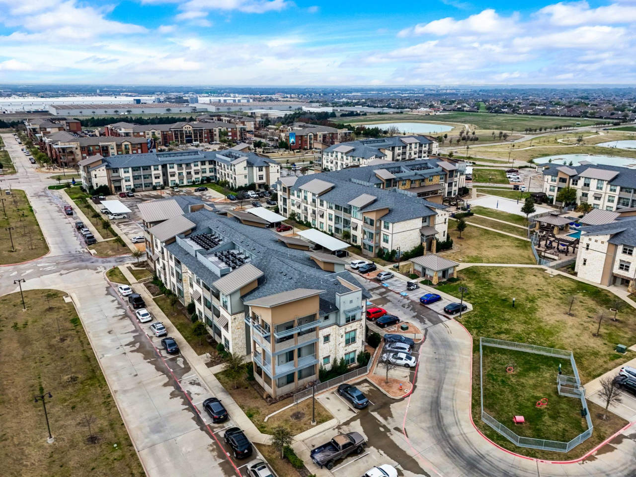 Gateway Oaks Apartments Image 32