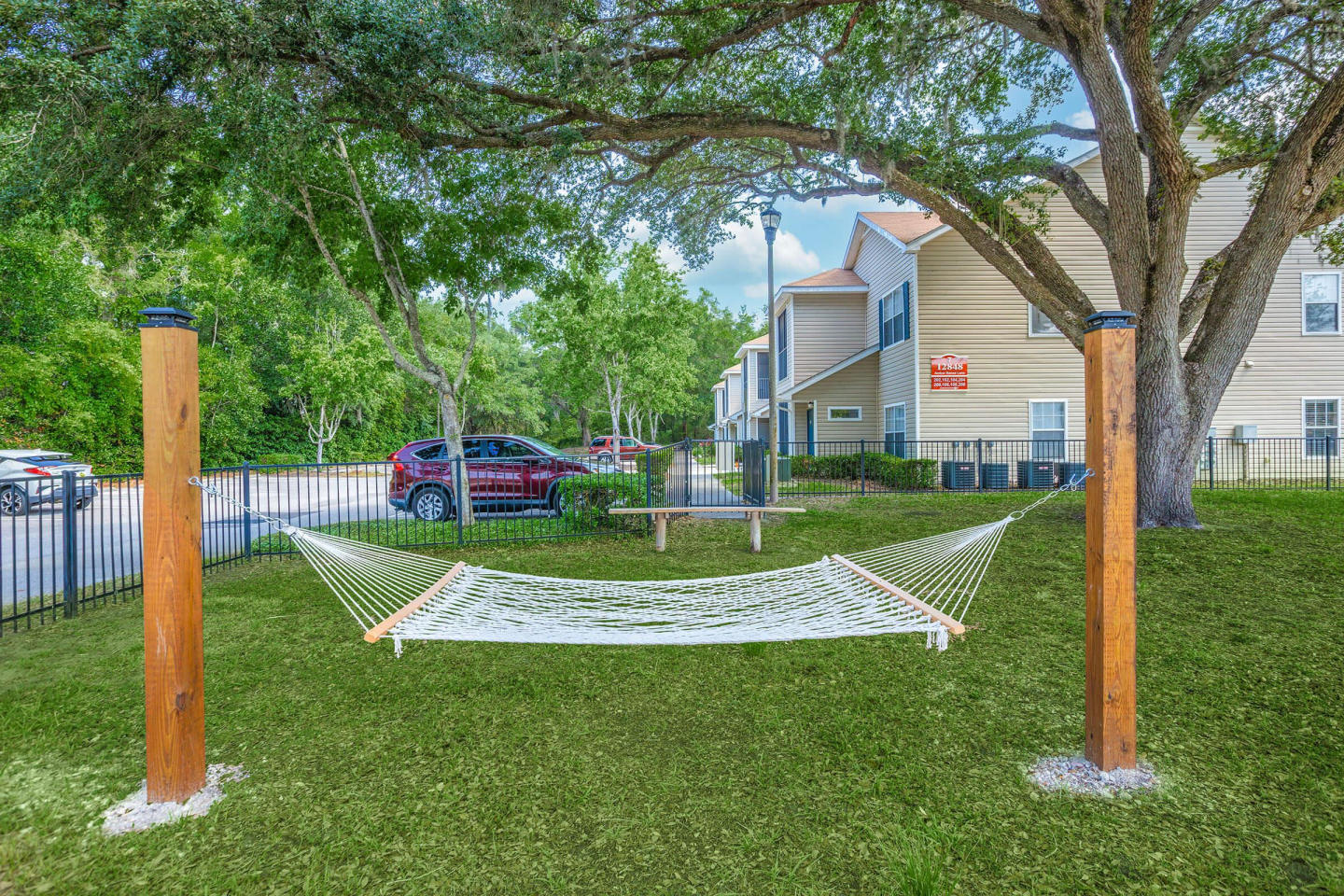 Sweetwater Image 24