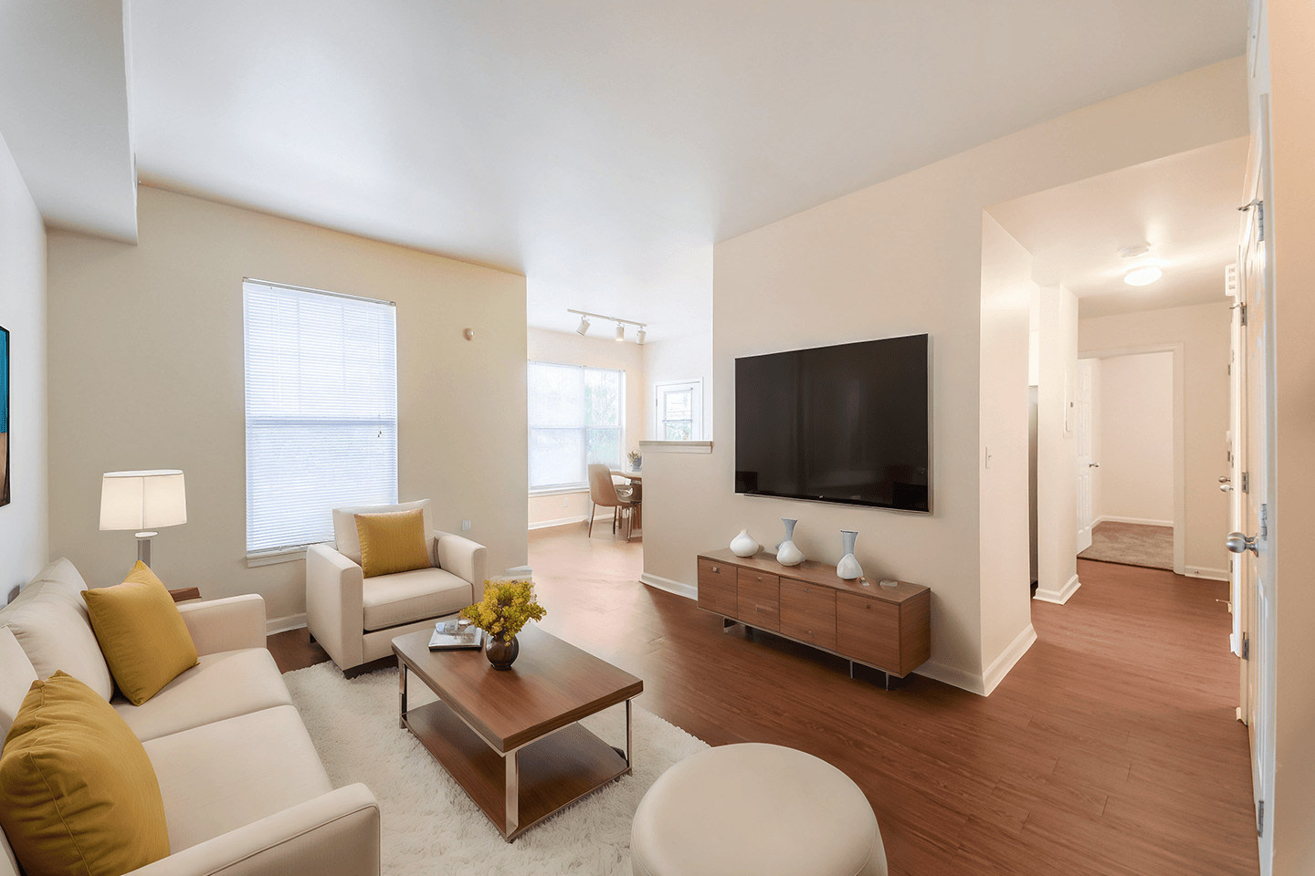 Renaissance Place at Grand Apartments Image 1