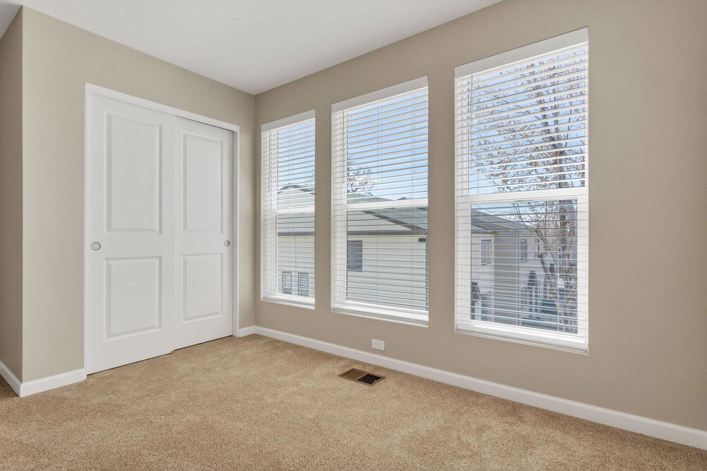 Briar Grove Townhomes Image 207
