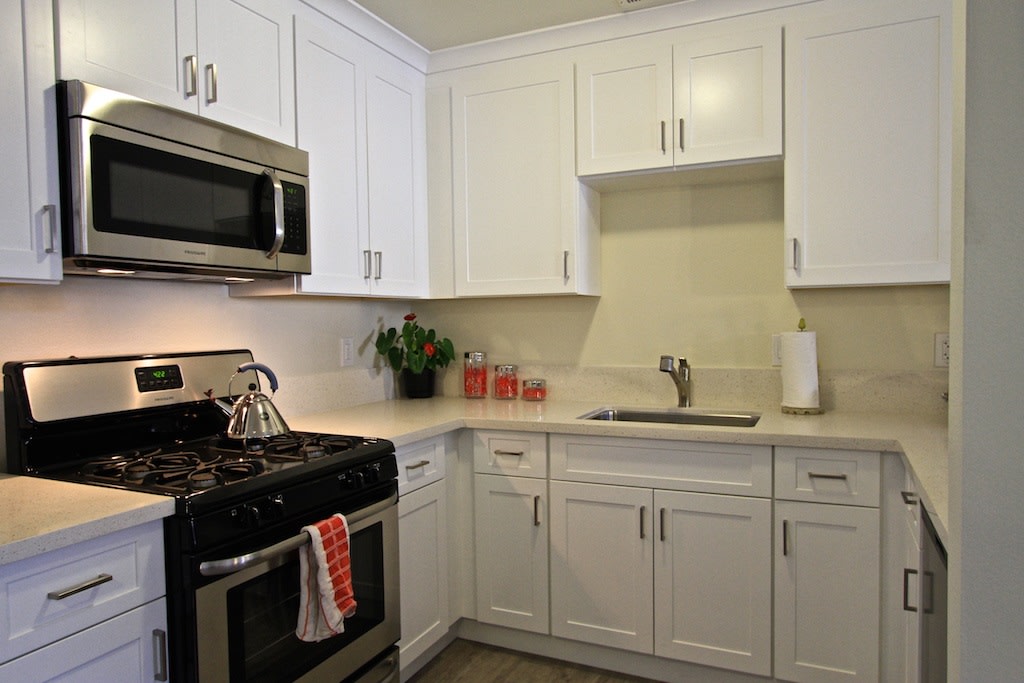 Newport Seacrest Apartments Image 11