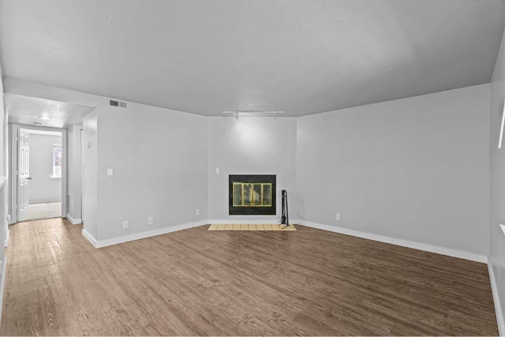 Woodbine Image 25