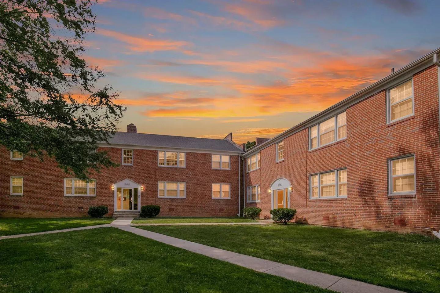 Loch Raven Village Apartments Image 3