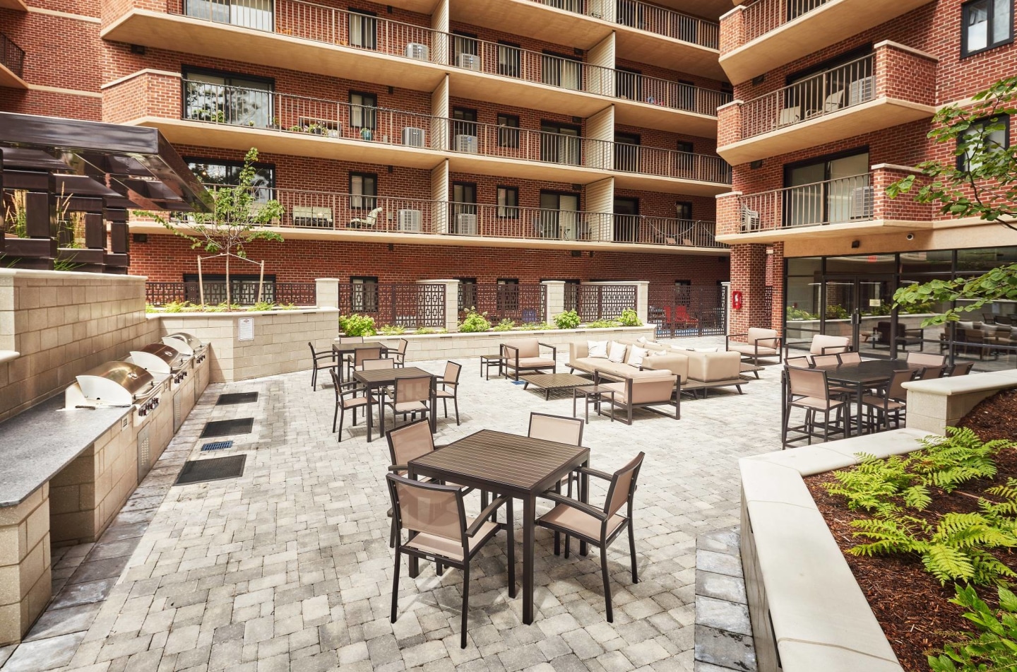 Courtland Park Image 23