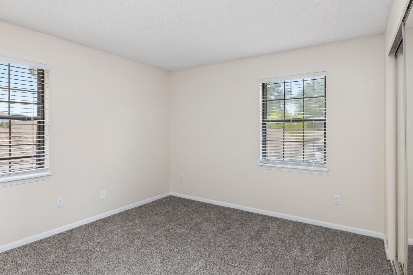 The Arbor Apartments and Townhomes Image 28