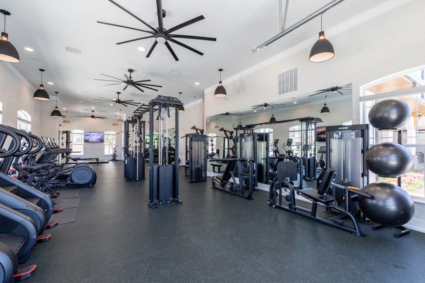 Destination at Arista Apartments Image 30