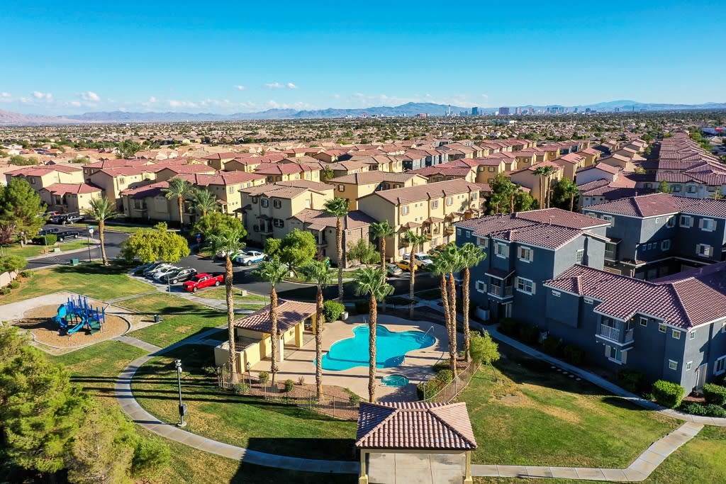 Palmilla Townhomes Image 2