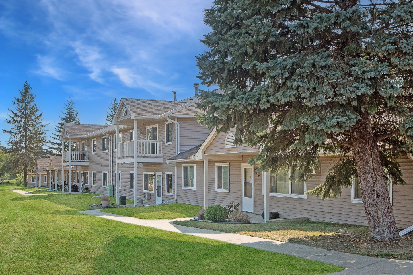 Hinton Heights Image 17