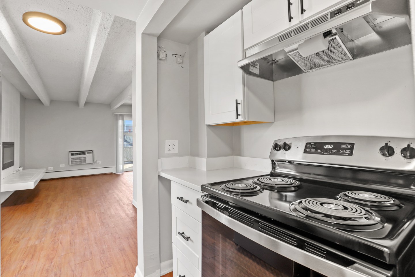 Pearl Street Flats Image 5