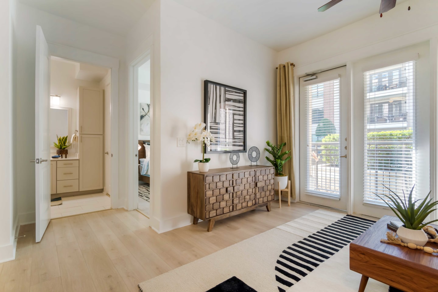Allure Apartments Image 8