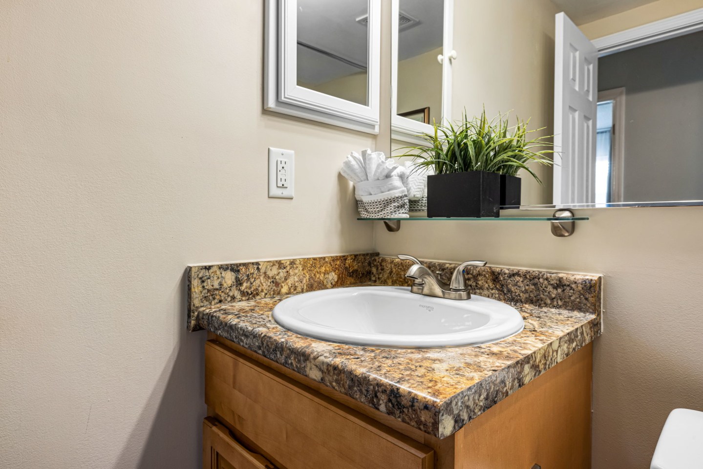 Student Housing - Collins Crossing Image 32