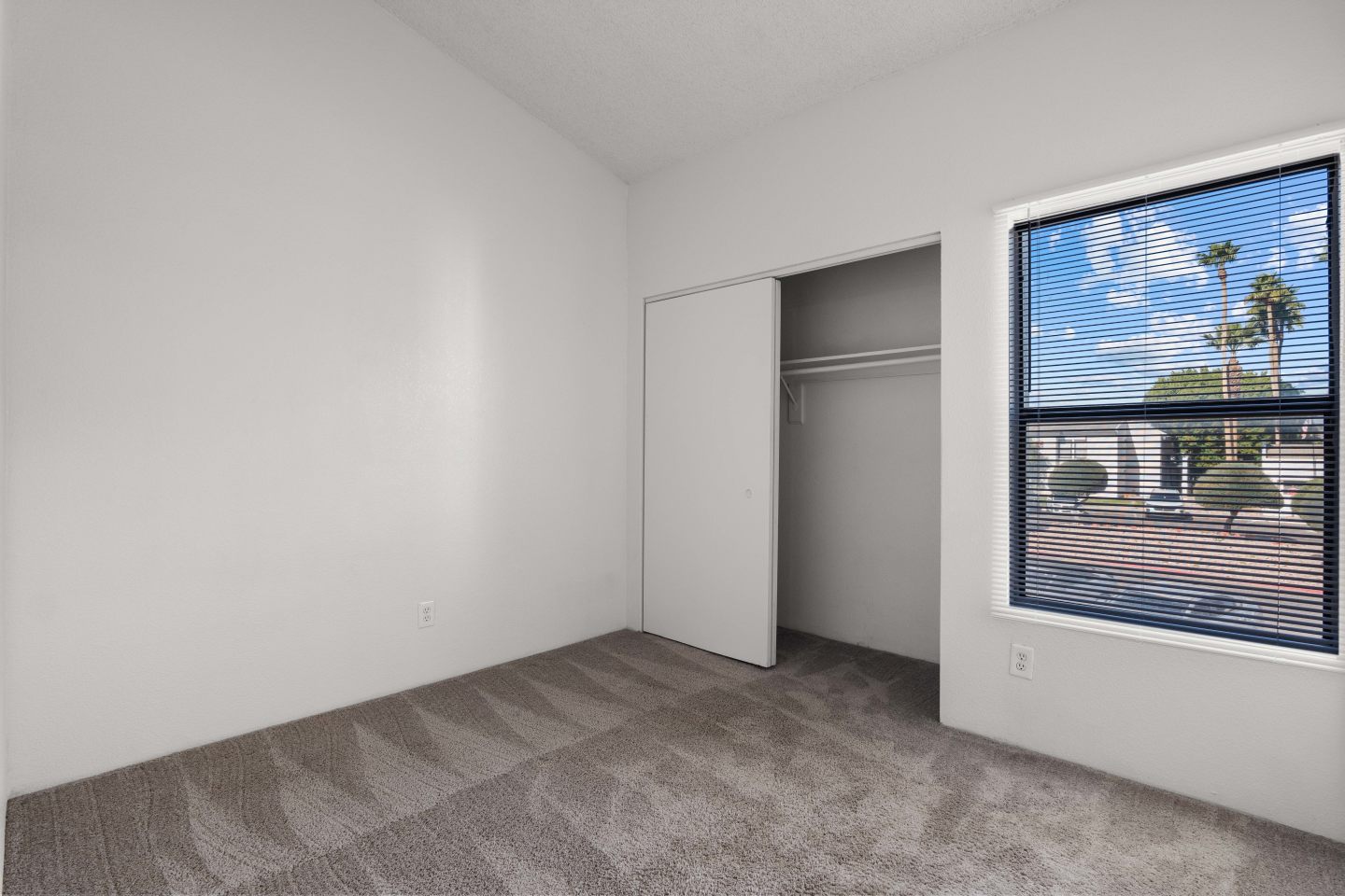 Regency Square Apartments Image 11