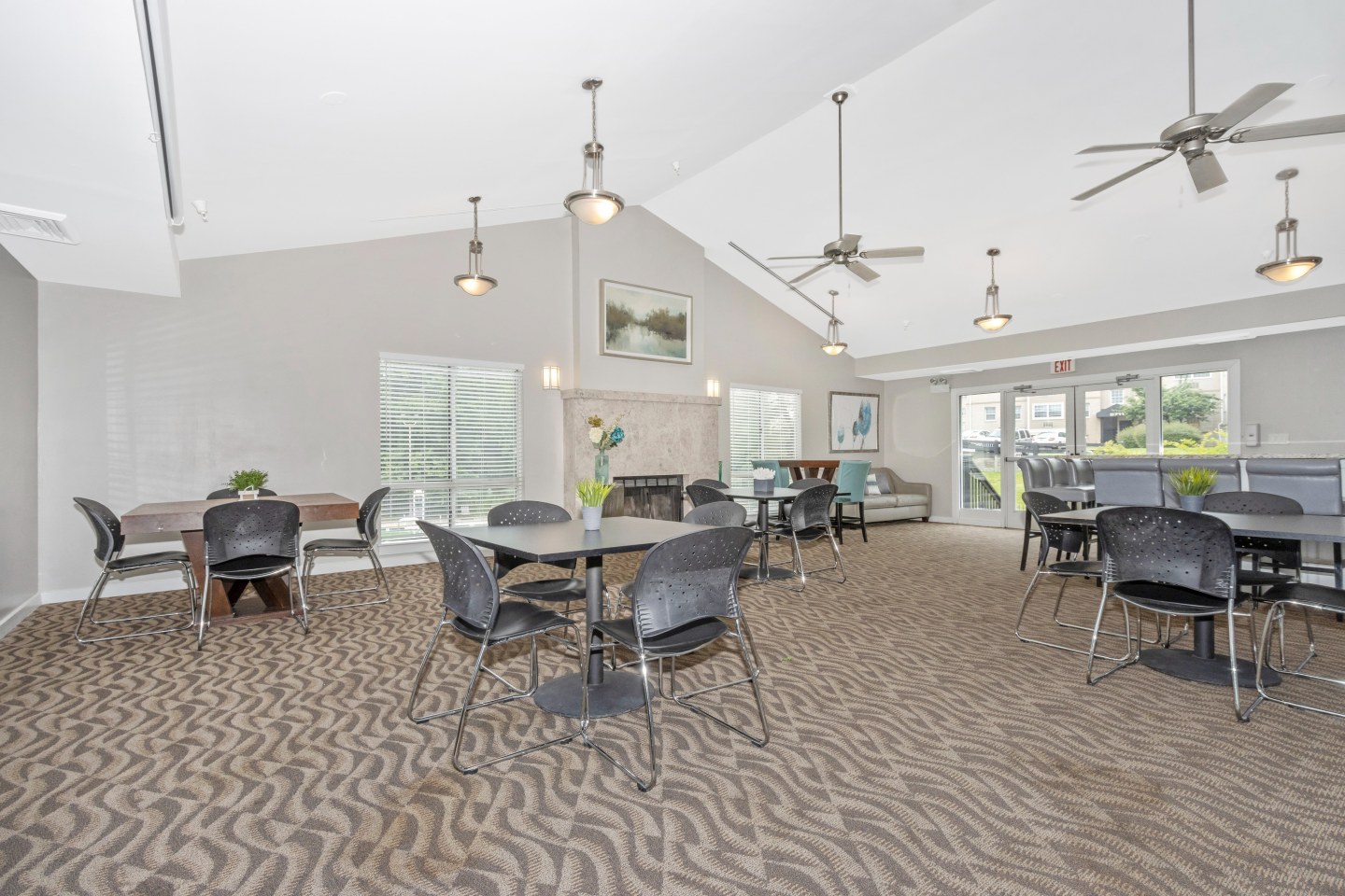 Landmark Apartments Image 22