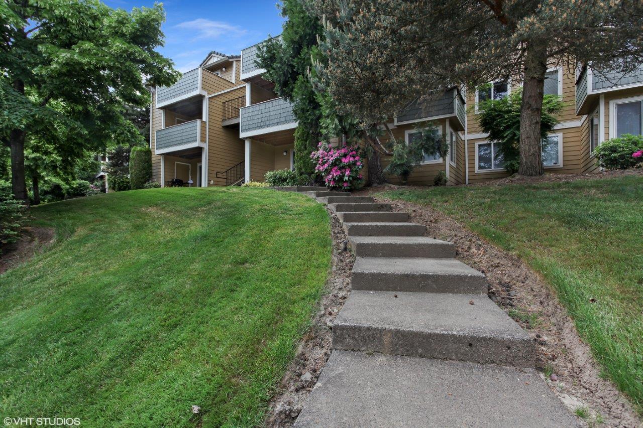 Maybeck at the Bend Apartments Image 17