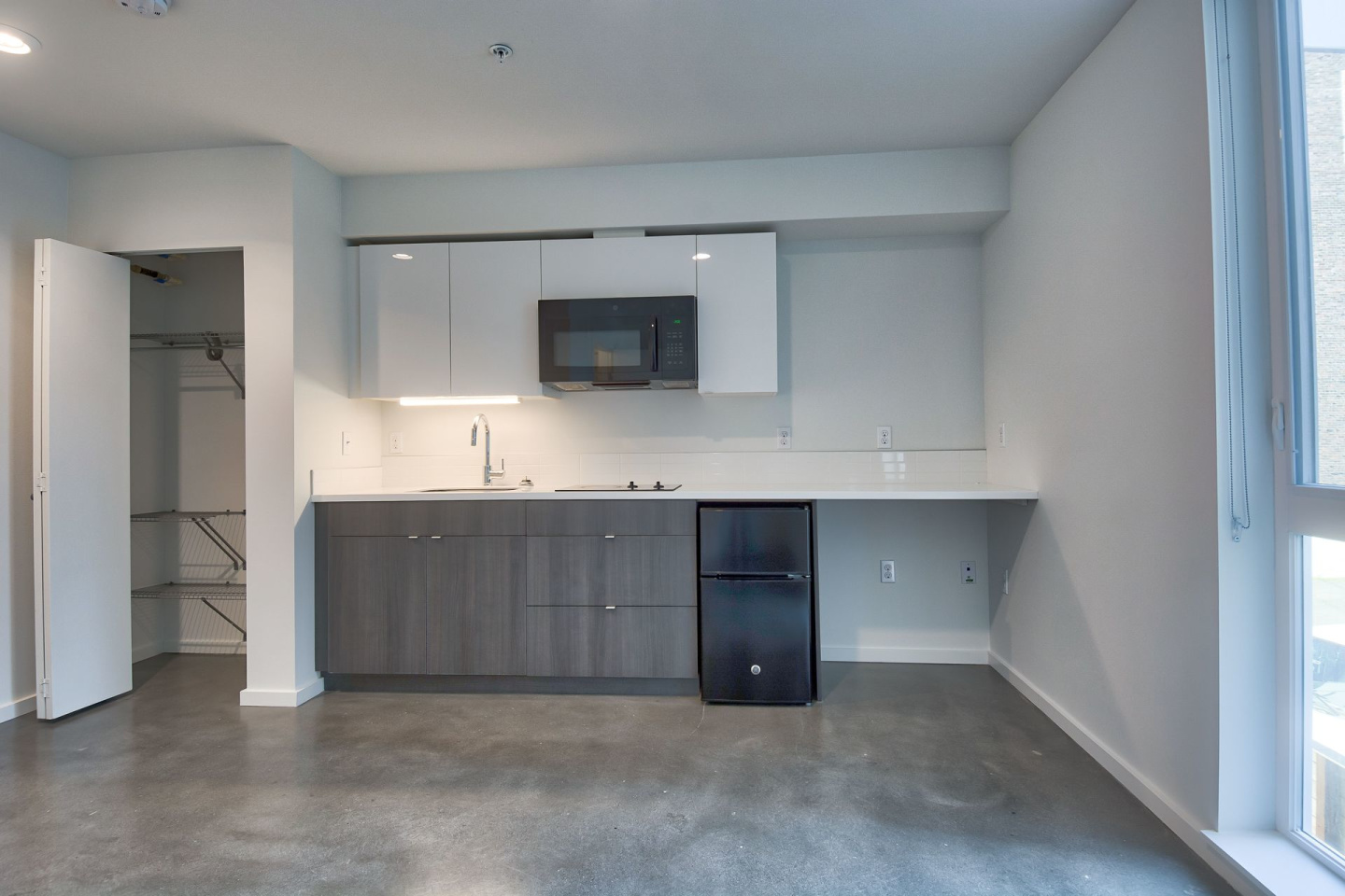 1404 Boylston Image 12