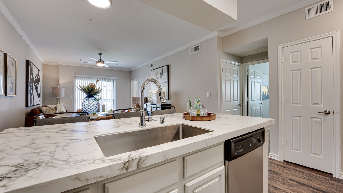 Highland Luxury Living Image 3