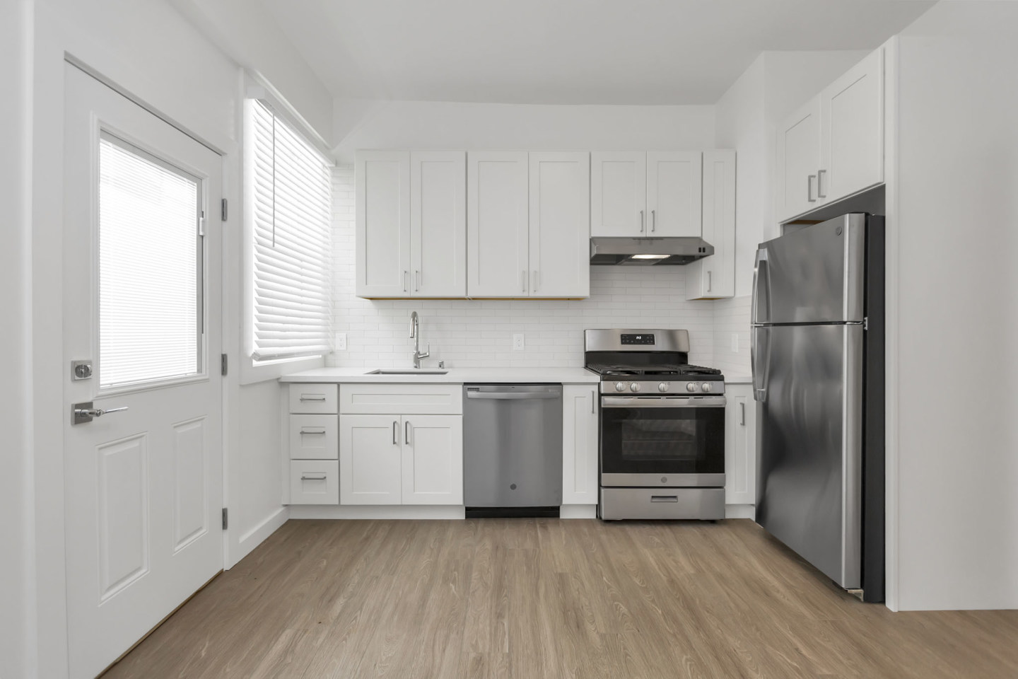 1395 Union Street Image 17