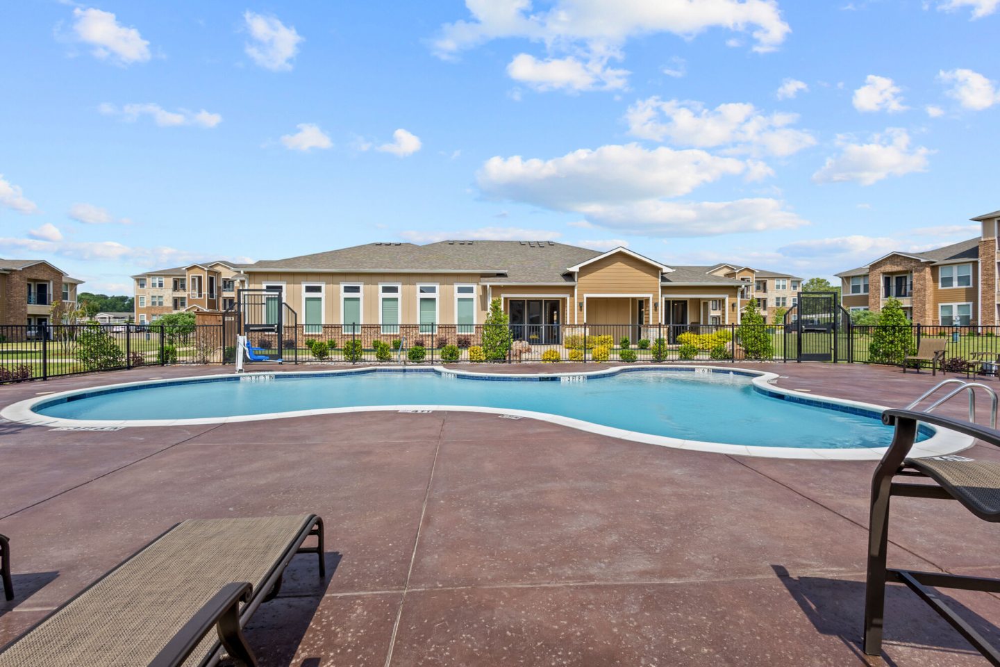 Deer Park Apartments Image 14
