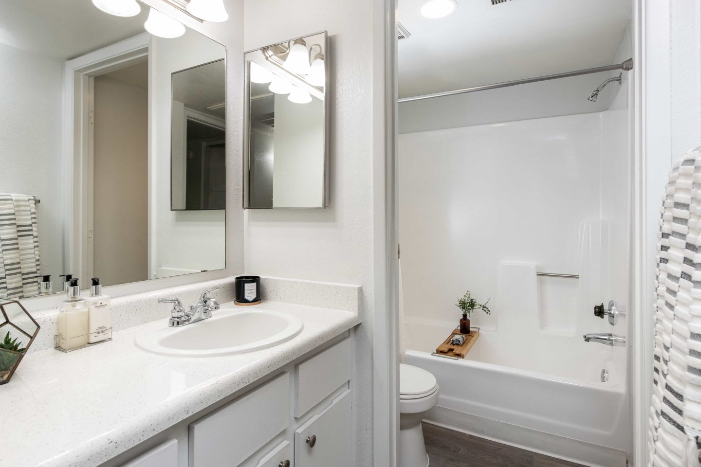 Stonybrook Apartments Image 18