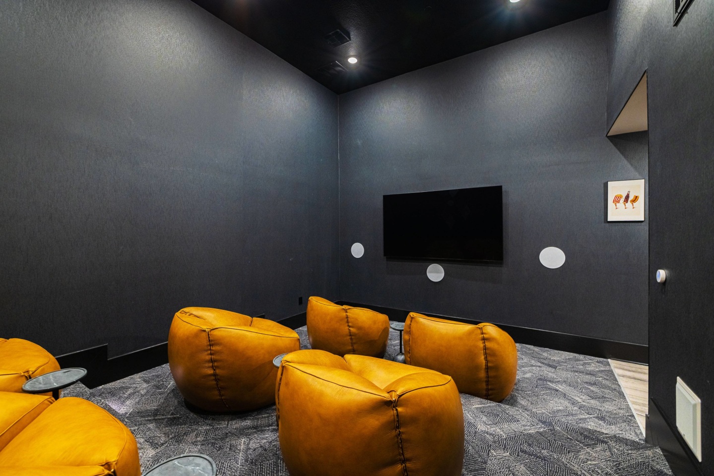 Linz Luxury Living Image 14