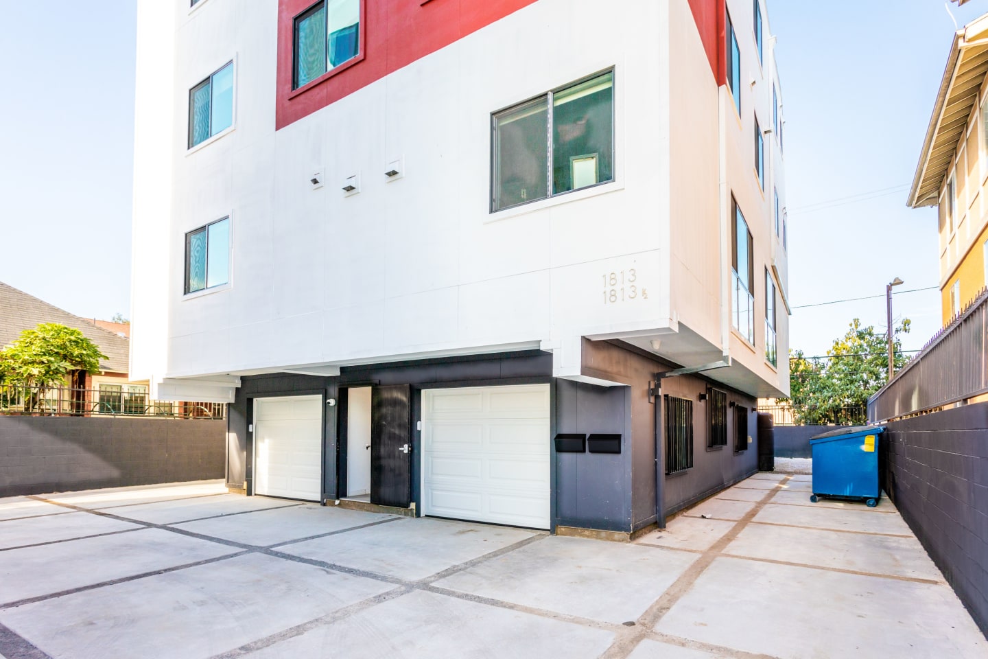 1815 W Adams Boulevard - Co-Living Image 16