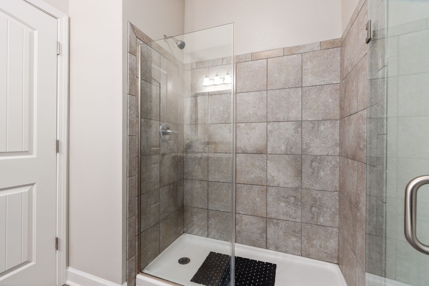 Lakeshore Ridge Image 12