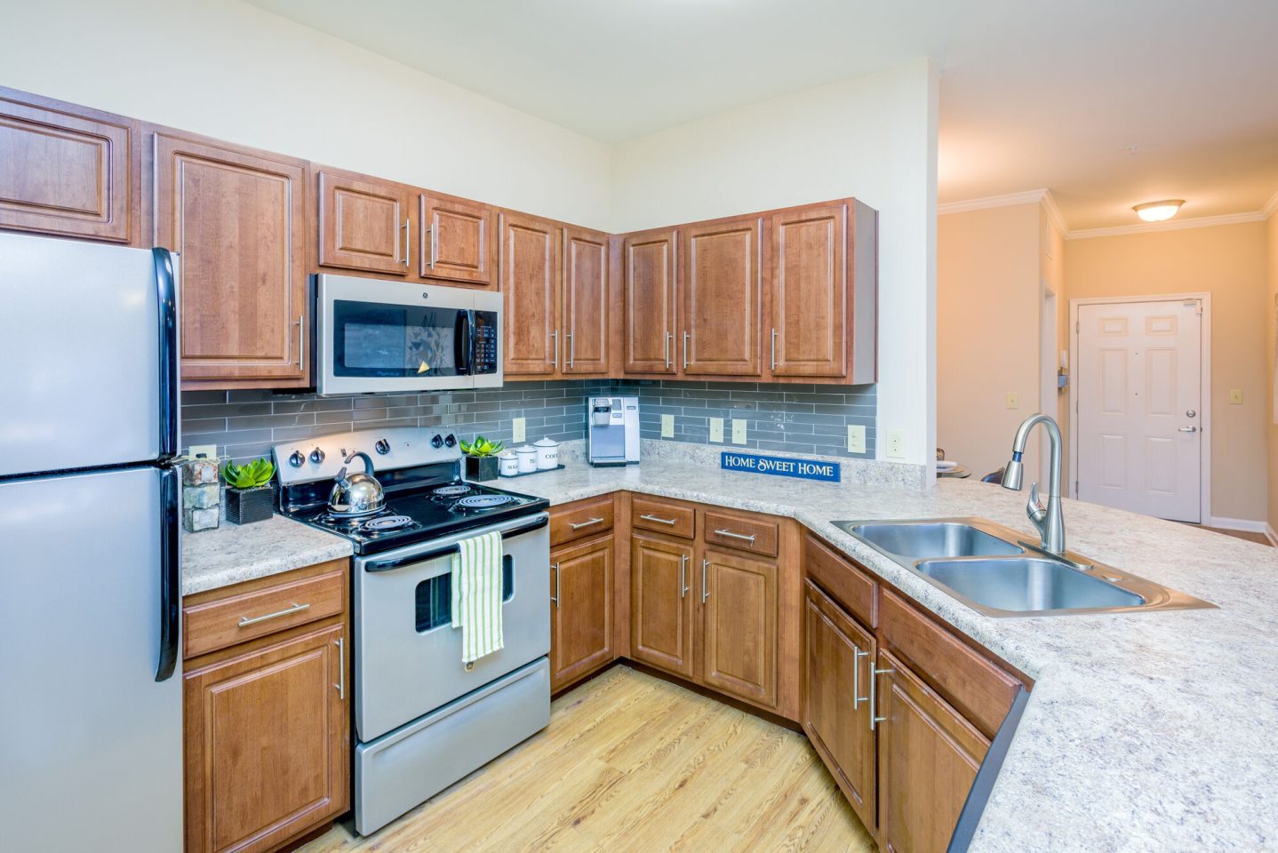 Arbor Village Image 9