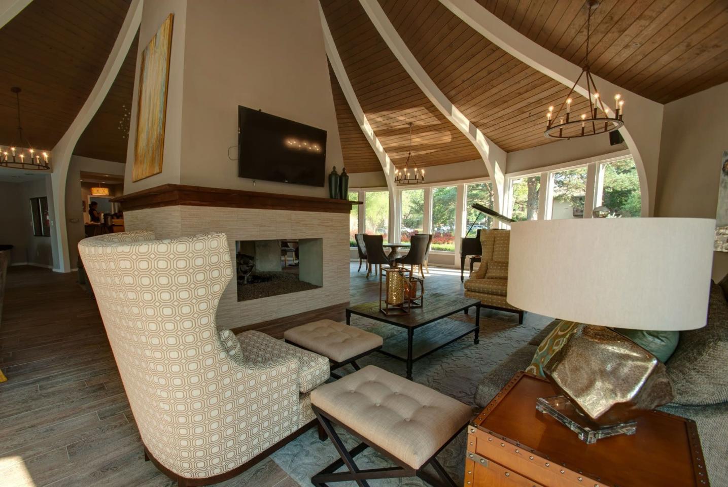 Villa Medici Apartments and Townhomes  Image 26
