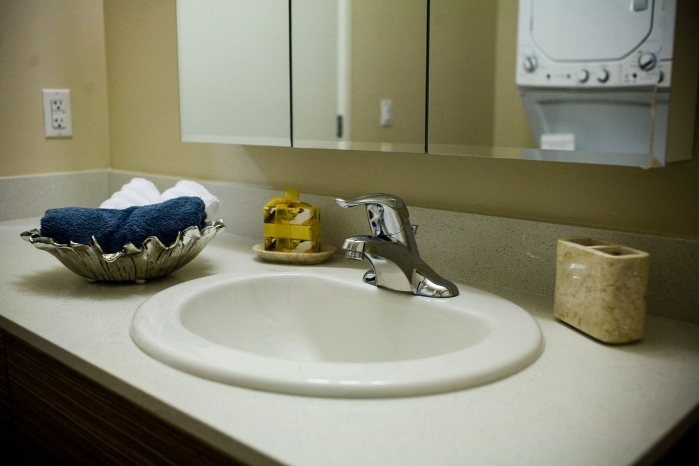 The Savoy at Lake City - 55+ Senior Living Community Image 5