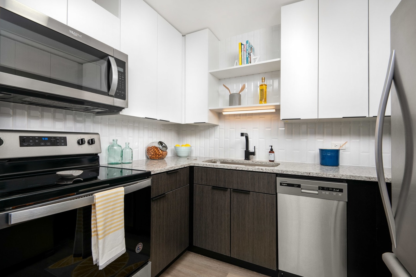 West77 Image 3