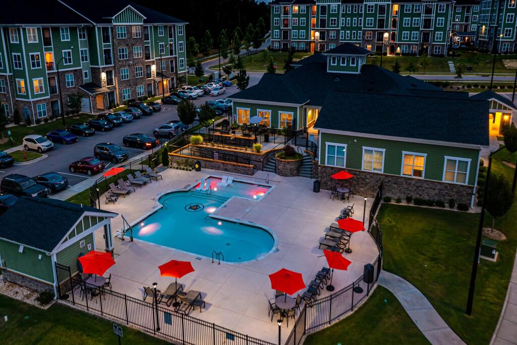 Affordable Housing - Luxury Apartments at Foxwood Image 140