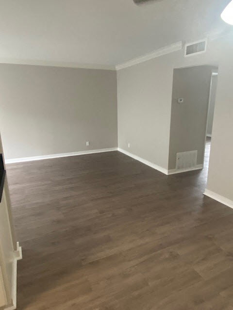 The Elmwood Apartments Image 6