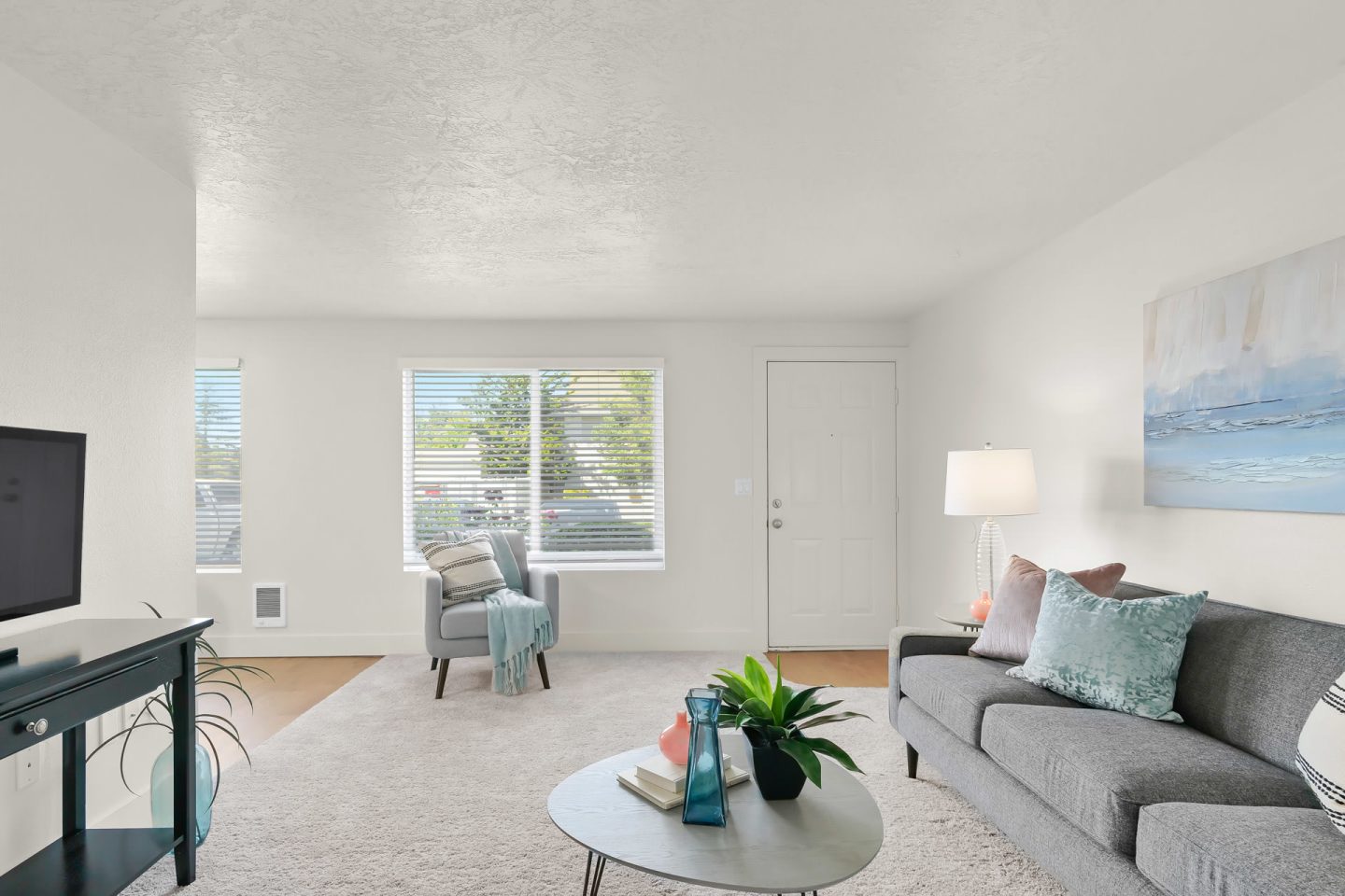 Pacific Crest Apartments Image 14